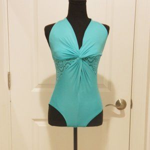 Women's Stunning One Piece Ocean Teal Swimsuit by Laundry Shelli Segal  Size M